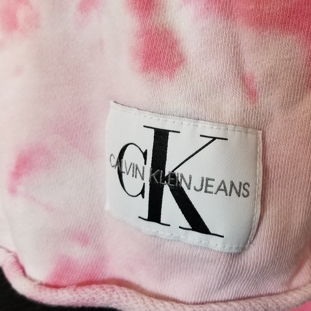 Calvin Klein High Tide Cosmic Pink Tie Dye Cropped Sweatshirt - Picture 3 of 5